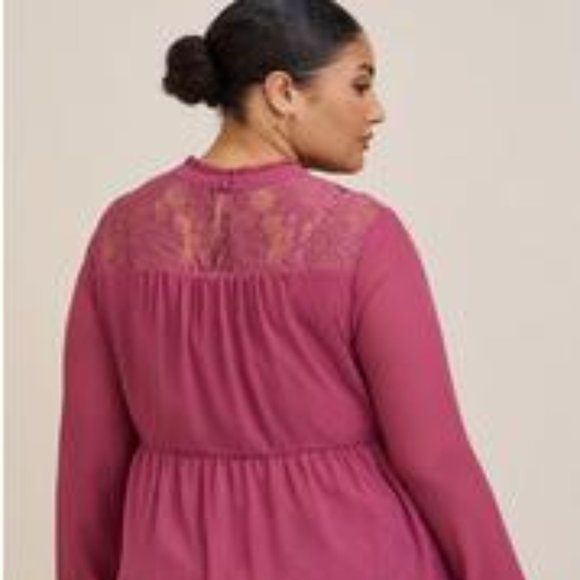 NWT Torrid Lace with Chiffon Overlay Blouse Size 0 (L12) - Picture 3 of 15